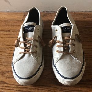 Women’s size 6 1/2 Sperry’s